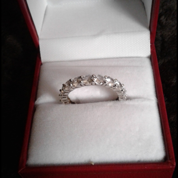 Swarovski Crystal Eternity Band Ring. NEVER WORN - Picture 2 of 3